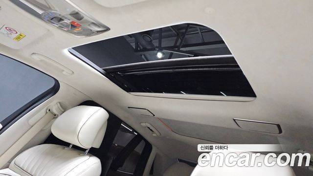 Genesis G90 2022 — photo 29