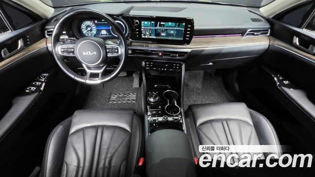 Kia K5 2023 — photo 10