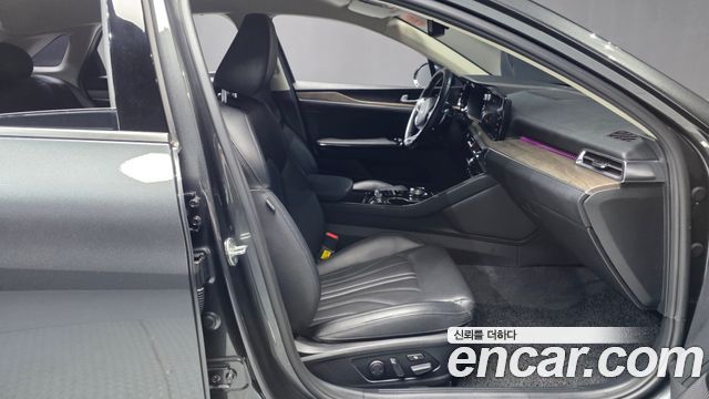 Kia K5 2023 — photo 17