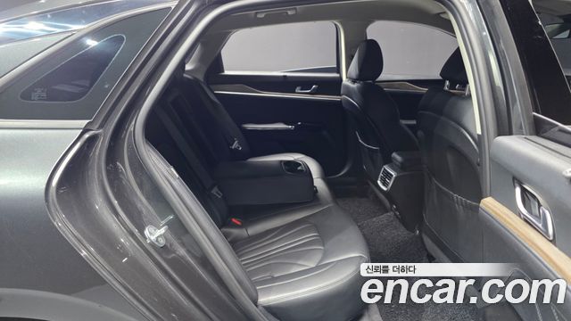 Kia K5 2023 — photo 18