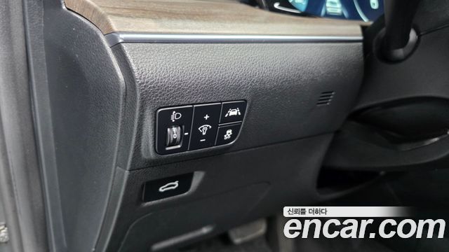 Kia K5 2023 — photo 23