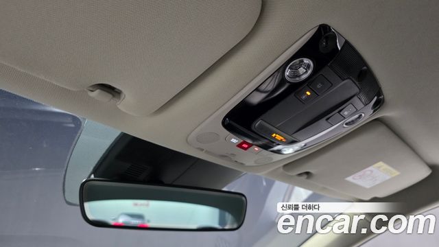 Kia K5 2023 — photo 24