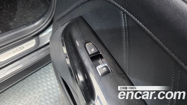 Kia K5 2023 — photo 25