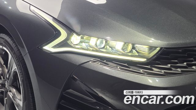 Kia K5 2023 — photo 8