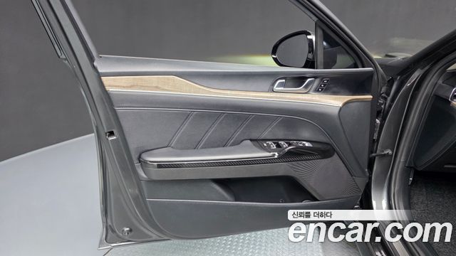Kia K5 2023 — photo 14