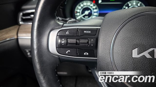 Kia K5 2023 — photo 29