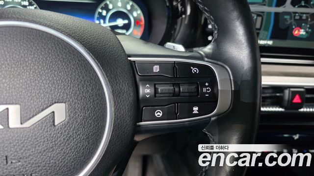 Kia K5 2023 — photo 33