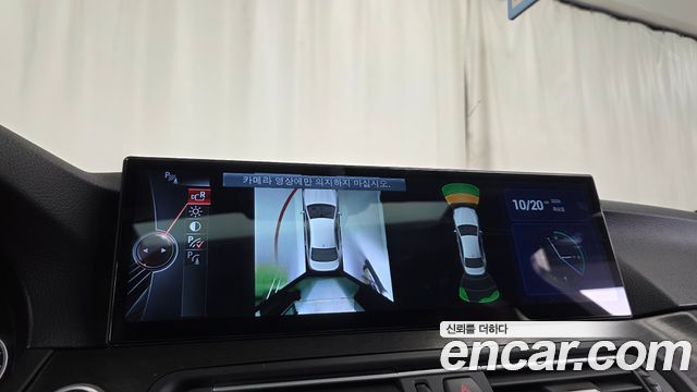 BMW 5-Series 2016 — photo 15