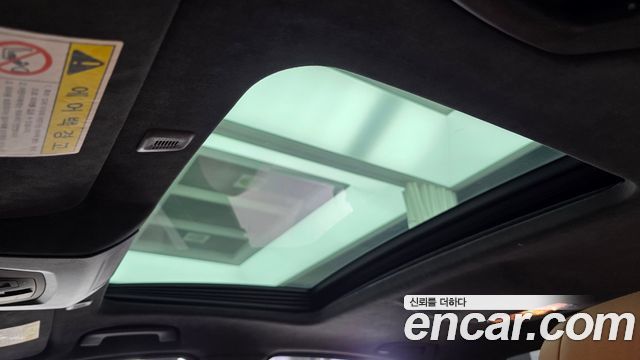 BMW 5-Series 2016 — photo 19