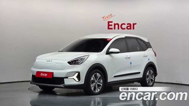 Kia Niro 2023 — photo 1