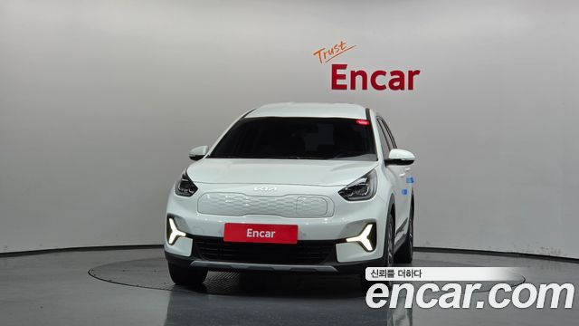 Kia Niro 2023 — photo 3