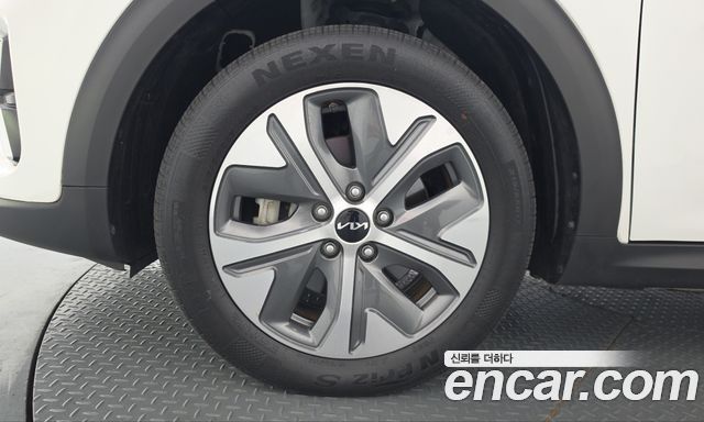 Kia Niro 2023 — photo 5
