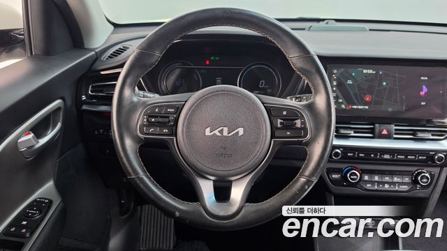 Kia Niro 2023 — photo 19