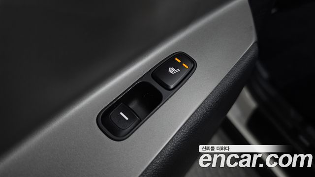 Kia Niro 2023 — photo 27