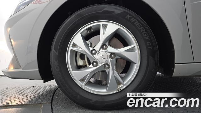 Hyundai AVANTE 2023 — photo 5