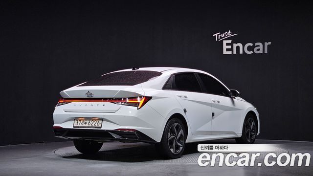 Hyundai AVANTE 2021 — photo 2