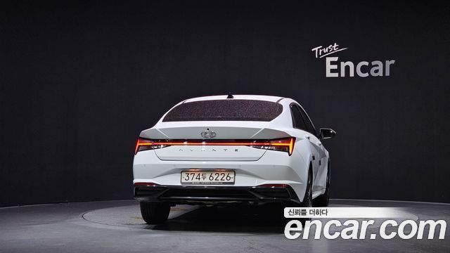 Hyundai AVANTE 2021 — photo 4