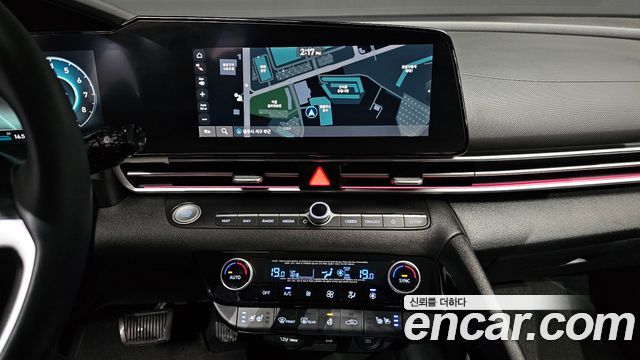 Hyundai AVANTE 2021 — photo 25