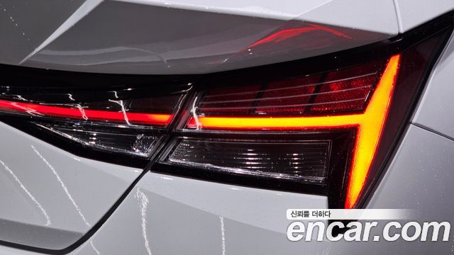 Hyundai AVANTE 2021 — photo 9