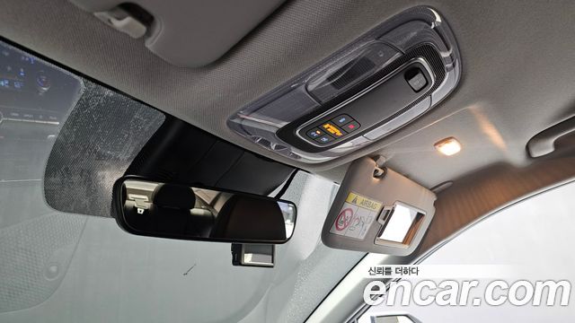 Hyundai AVANTE 2021 — photo 32
