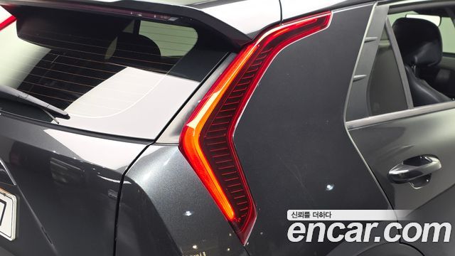 Kia Niro 2022 — photo 9