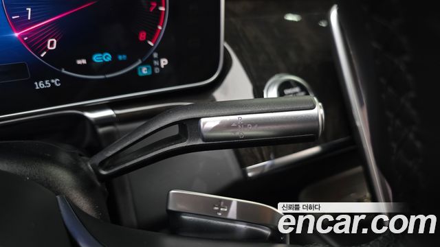 Mercedes-Benz S-Class 2022 — photo 12