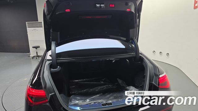 Mercedes-Benz S-Class 2022 — photo 25