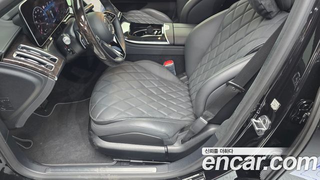 Mercedes-Benz S-Class 2022 — photo 26