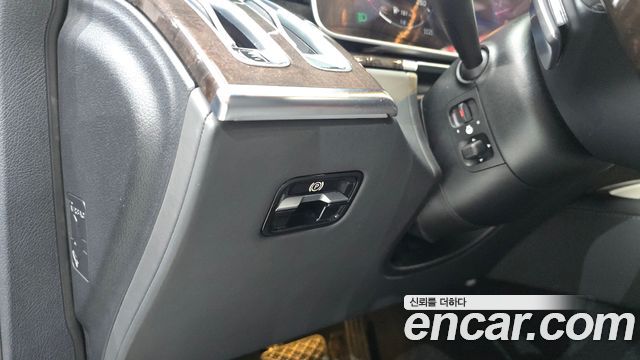 Mercedes-Benz S-Class 2022 — photo 28