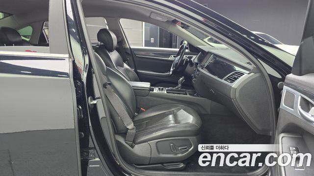 Hyundai Genesis 2015 — photo 11