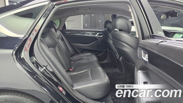 Hyundai Genesis 2015 — photo 12