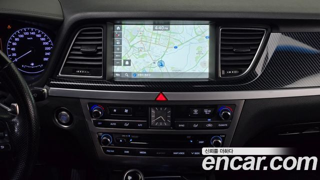 Hyundai Genesis 2015 — photo 14