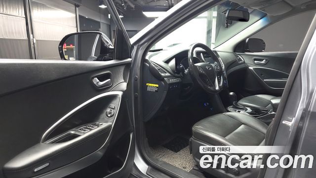 Hyundai Santafe 2018 — photo 13