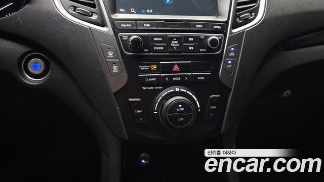 Hyundai Santafe 2018 — photo 22
