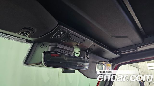 Jeep Wrangler 2021 — photo 25
