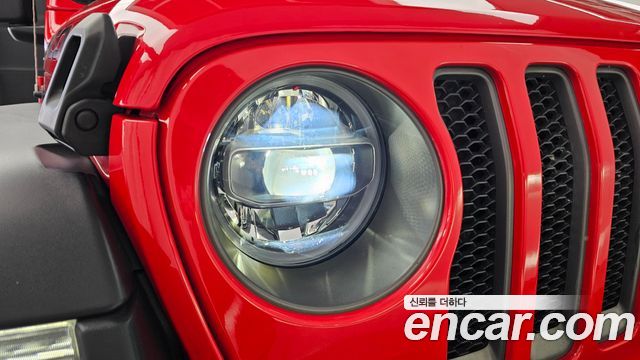 Jeep Wrangler 2021 — photo 8