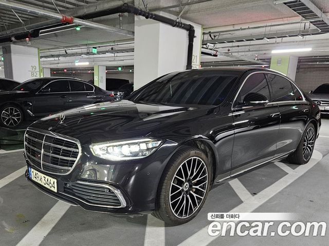 Mercedes-Benz S-Class 2022 — photo 1