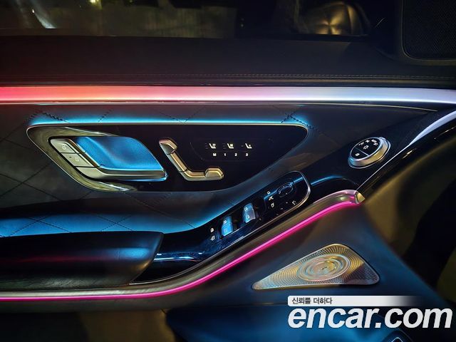 Mercedes-Benz S-Class 2022 — photo 6