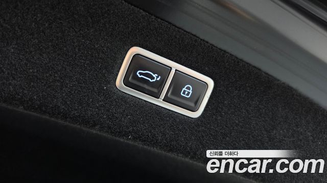 Genesis G90 2023 — photo 26