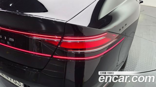 Genesis G90 2023 — photo 9