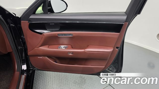 Genesis G90 2023 — photo 14