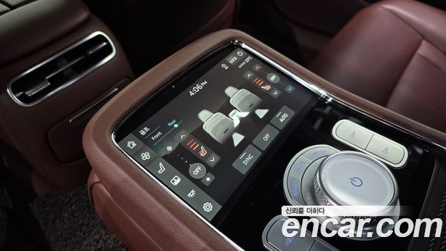 Genesis G90 2023 — photo 28