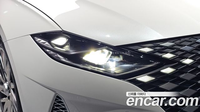 Hyundai Grandeur 2022 — photo 8
