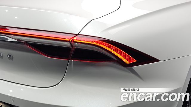 Hyundai Grandeur 2022 — photo 9