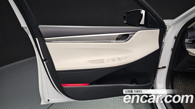 Hyundai Grandeur 2022 — photo 14