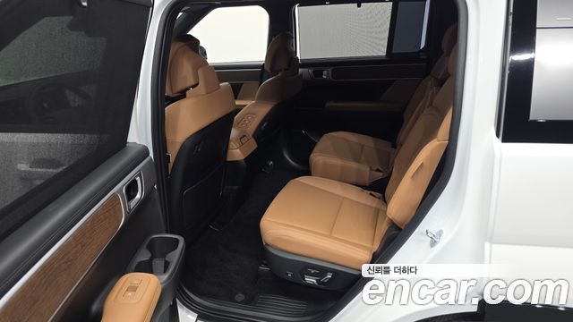 Hyundai Santafe 2024 — photo 18