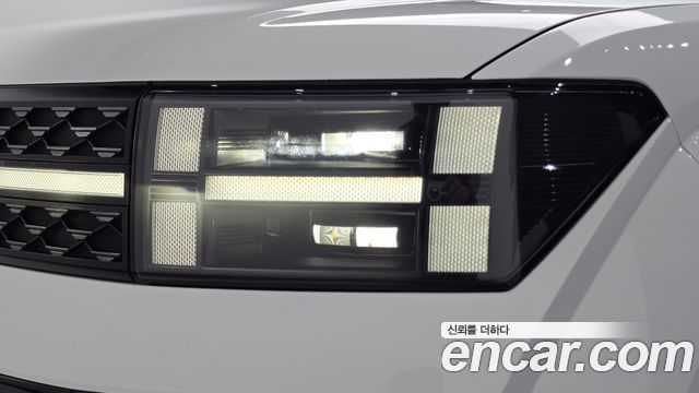 Hyundai Santafe 2024 — photo 8