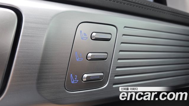 Hyundai Santafe 2024 — photo 32