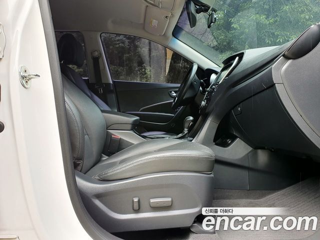 Hyundai Santafe 2016 — photo 6