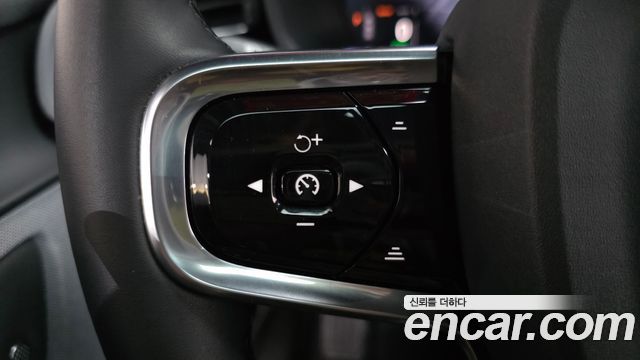 Polestar Polestar 2 2023 — photo 23